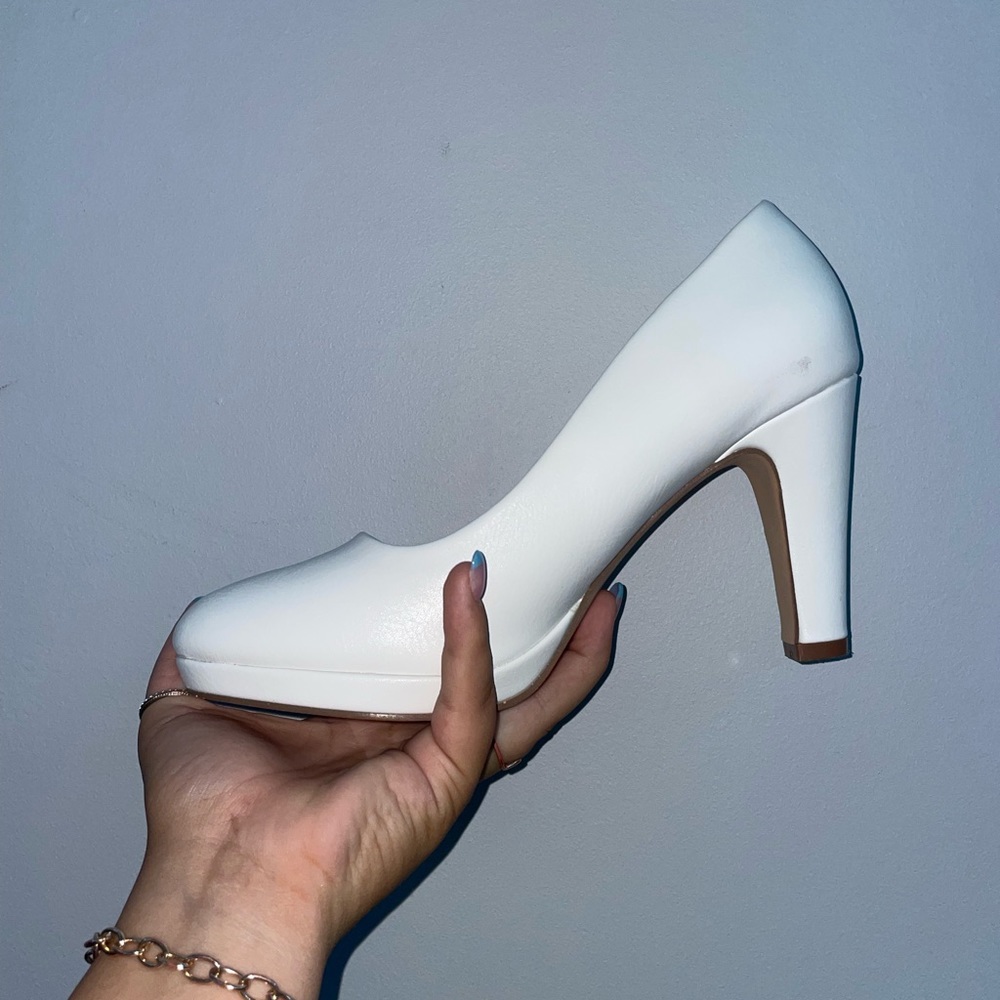 worn once, good condition